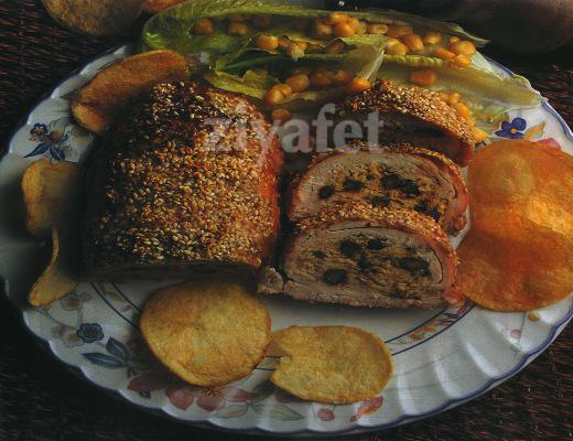 Fıstıklı Tavuk Dolaması 