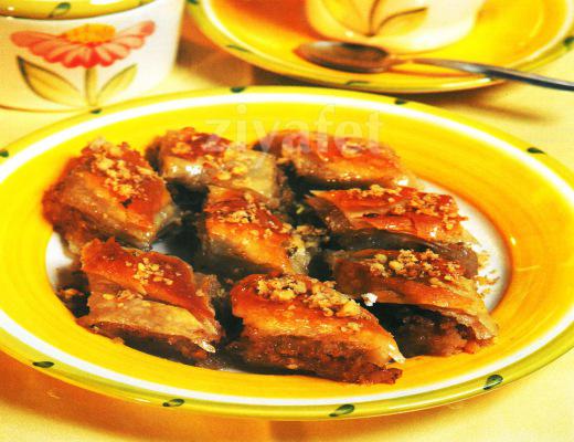 Hazır Yufka ile Baklava