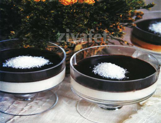 İki Renkli Muhallebi