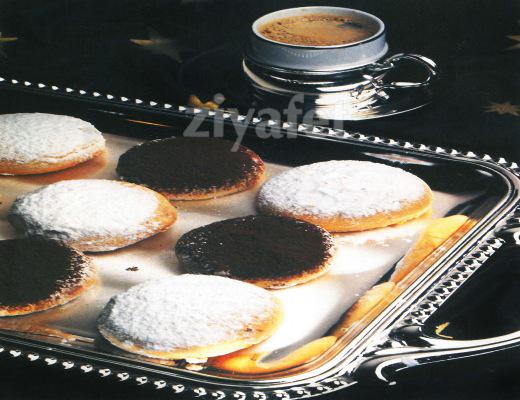 İki Renkli Un Kurabiyesi 