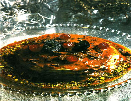 Kahveli ve Krepli Turta