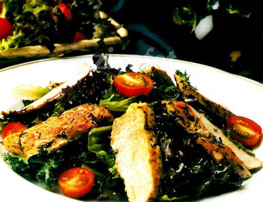 Kekikli Tavuk Salatası 