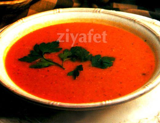 Kolay Kırmızı Mercimek Çorbası