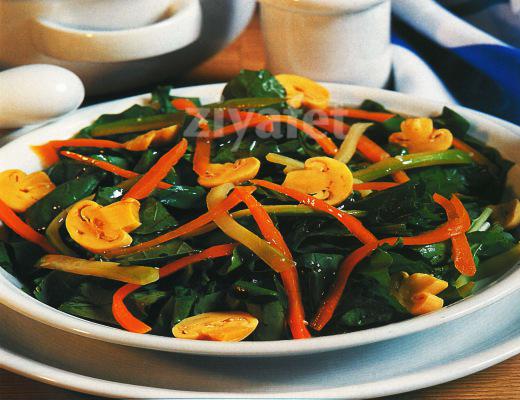 Mantarlı Roka Salatası