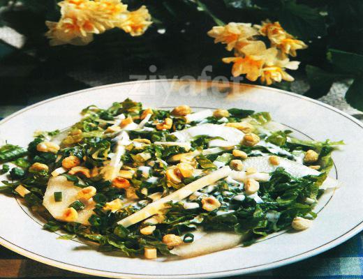 Mayonez ve Fındıklı Salata