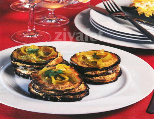 Nohut Püreli Patlıcan Sandviç