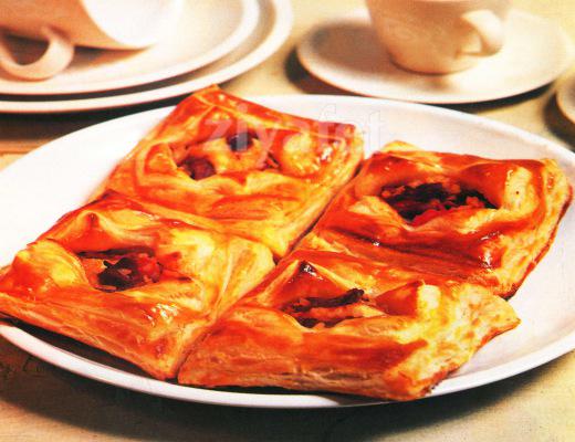 Pastırmalı ve Pirinçli Börek