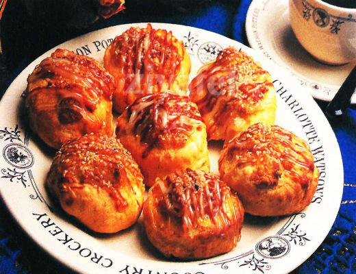 Peynirli Susamlı Çörek