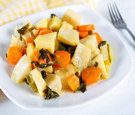 Pratik Zeytinyağlı Kereviz