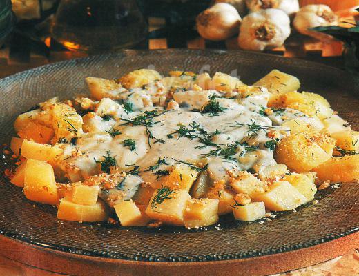 Rokfor Soslu Patates Salatası