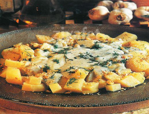 Rokfor Soslu Patates Salatası