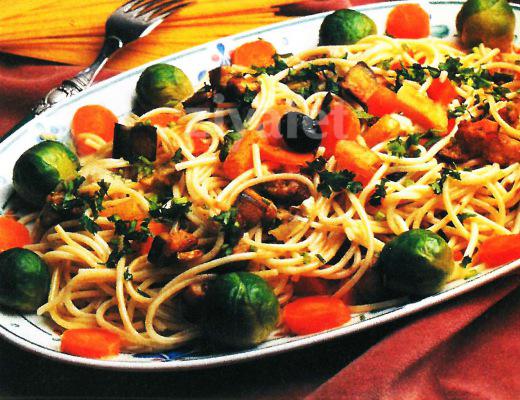 Sebzeli Spaghetti 