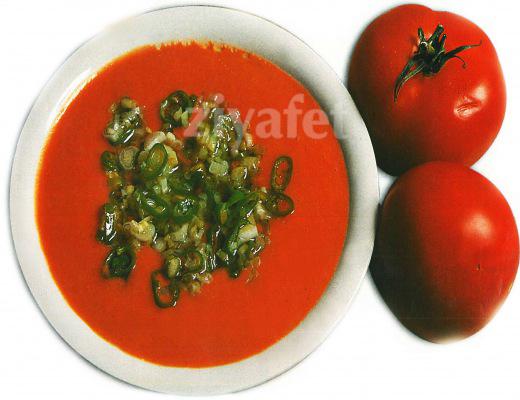 Soğanlı Kremalı Domates Çorbası