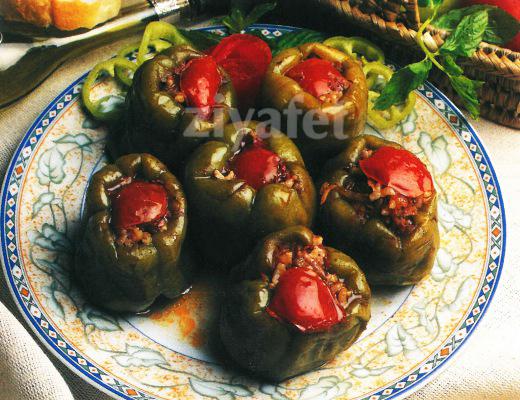 Sosisli Biber Dolması 