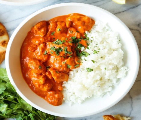 Tikka Masala Soslu Tavuk 