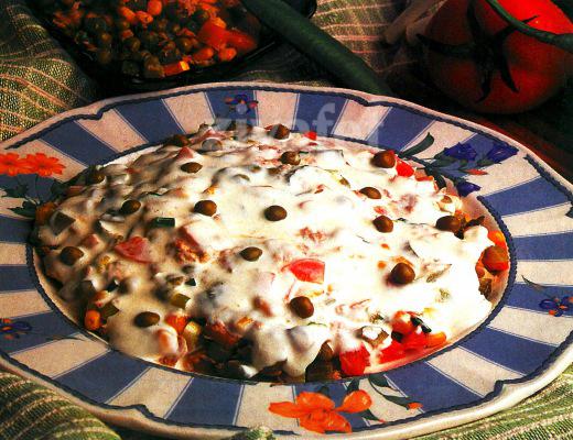 Ton Balıklı Bezelye Salatası 