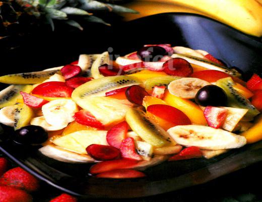 Tropikal Meyve Salatası