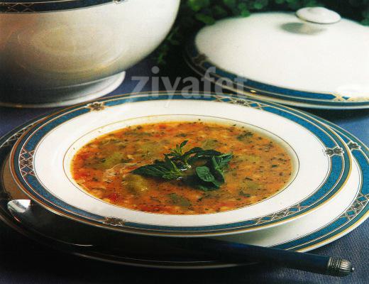 Turşu Aşı Çorbası