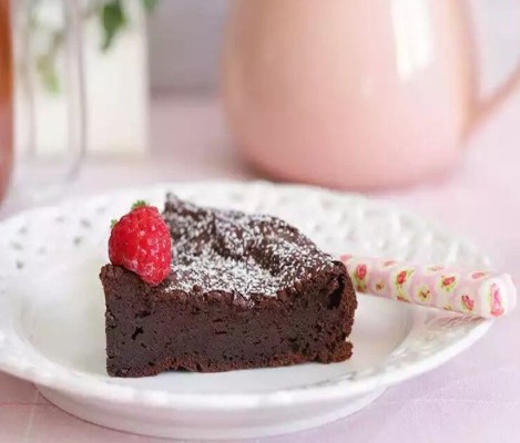 Unsuz Çikolatalı Kek