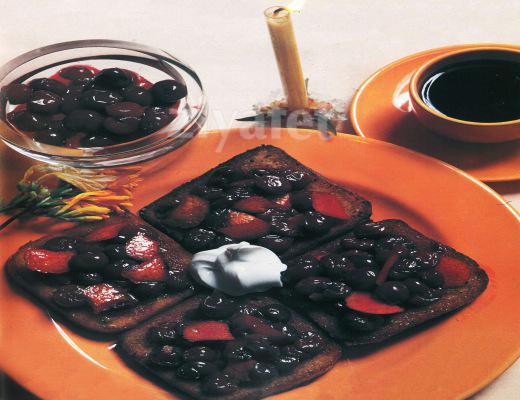 Vişneli Ekmek Tatlısı