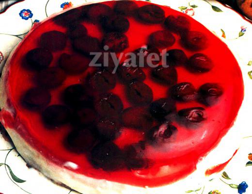 Vişneli Sakızlı Sütlaç 