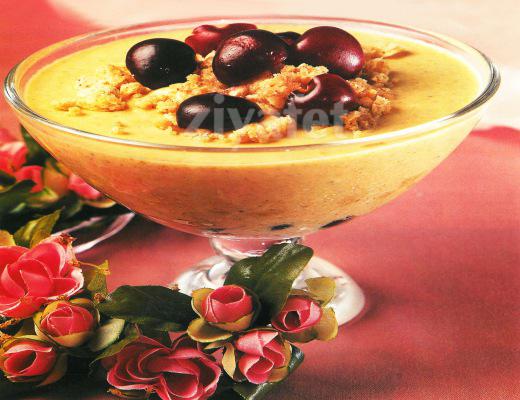 Vişneli ve Yoğurtlu Kup