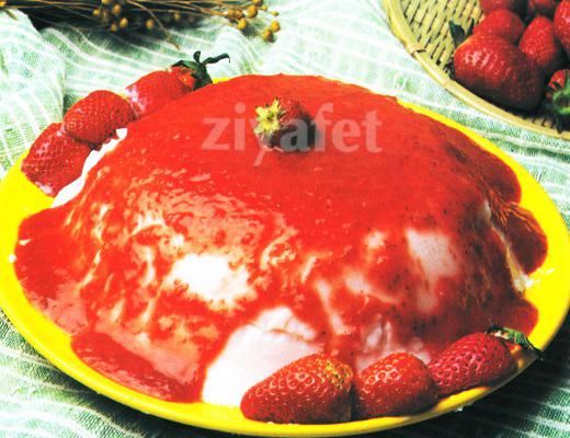 Yoğurtlu Çilek Tatlısı