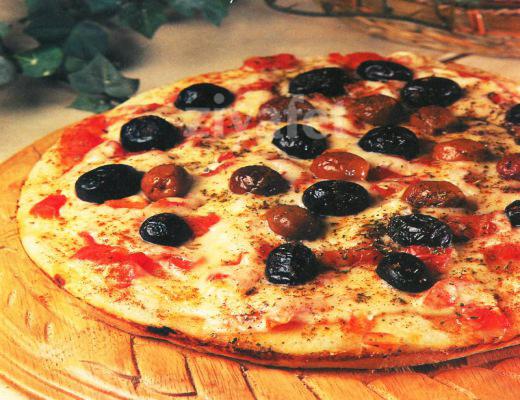 Zeytinli Pizza
